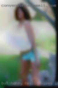 But horny really wives interested in a female FWB!!!